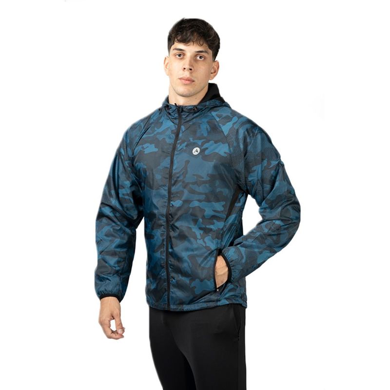 Campera rompeviento camuflada online adidas