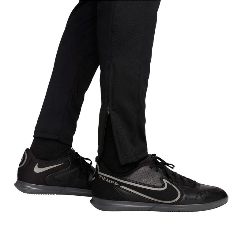 4DR1666-010-5.jpg