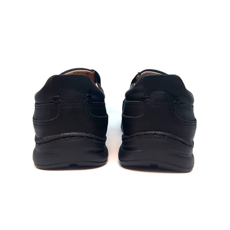 MOC0018-NEG-4.jpg