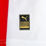 69135101-000-5.jpg